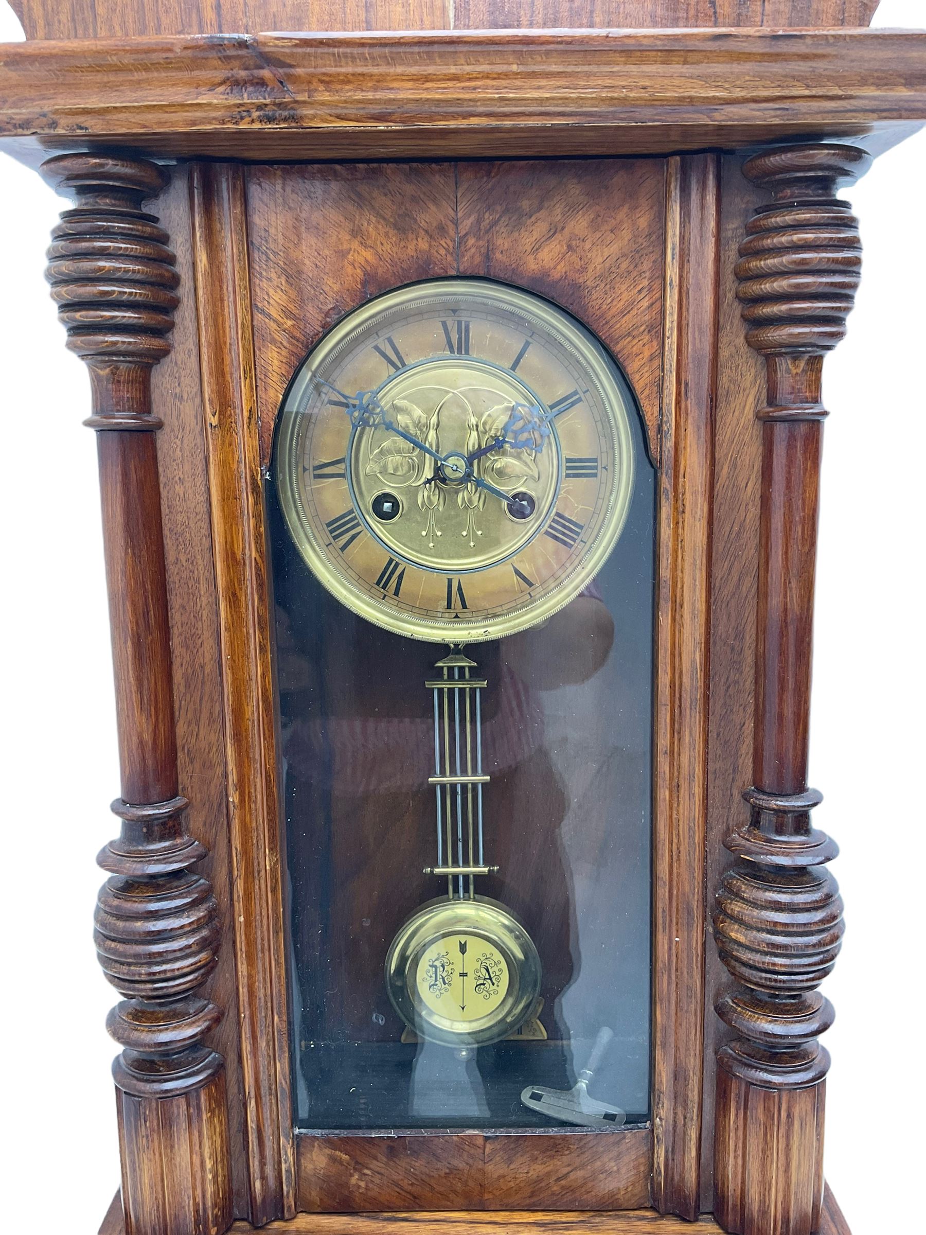 German early 20th century wall clock in a mahogany case with an architectural pediment and turned fi - Image 4 of 4
