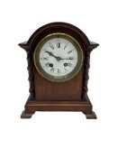 Early 20th century oak cased mantle clock