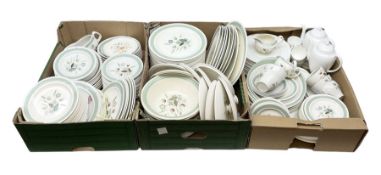 Wood & Sons Clovelly pattern tea and dinner wares