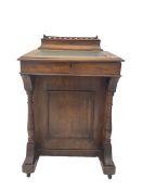 Edwardian walnut Davenport desk