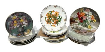 Quantity of collectors plates to include Royal Worcester Sage