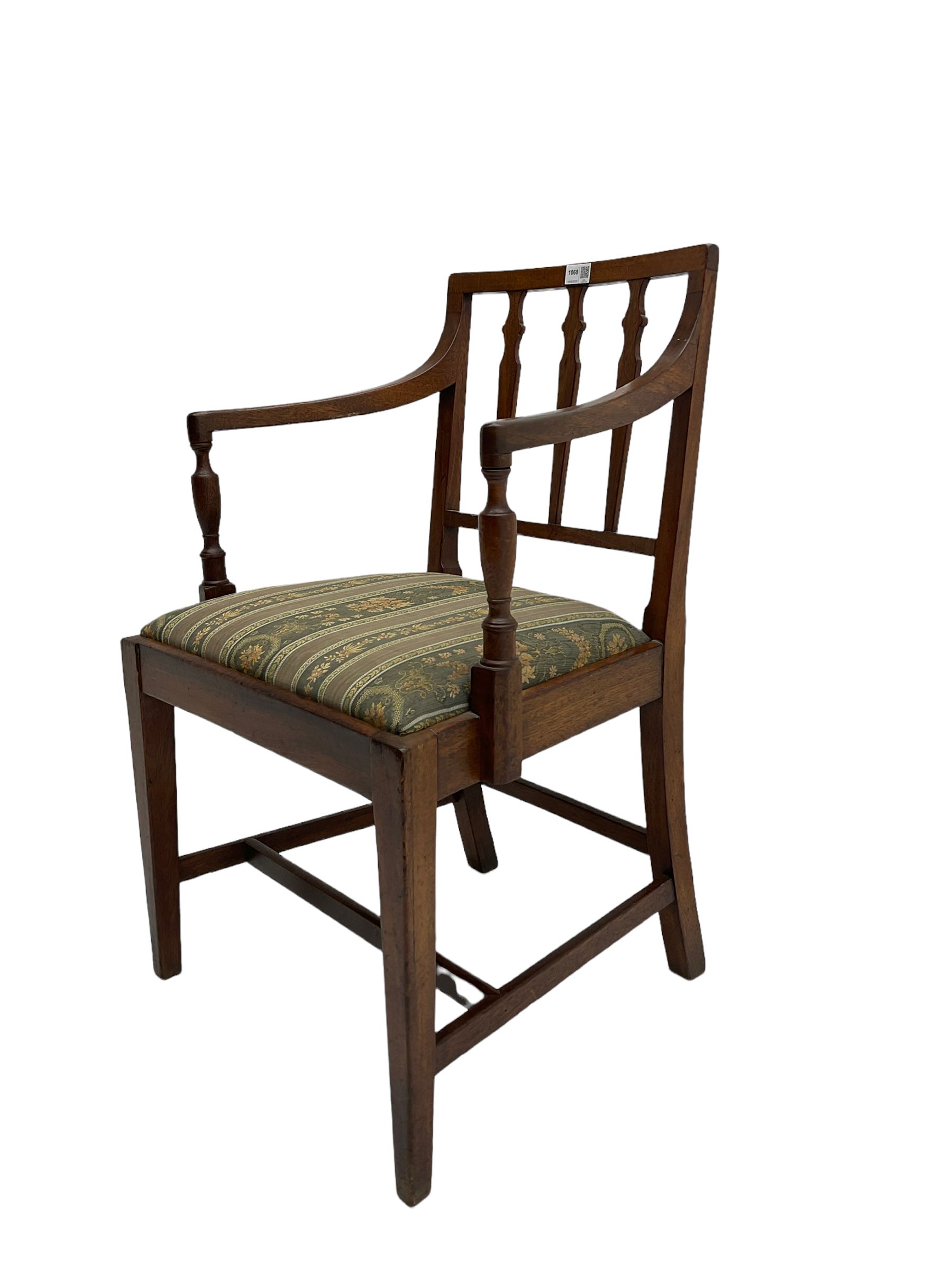 Small Georgian mahogany elbow chair - Image 4 of 5