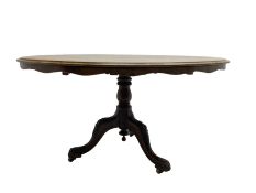 Victorian walnut loo table