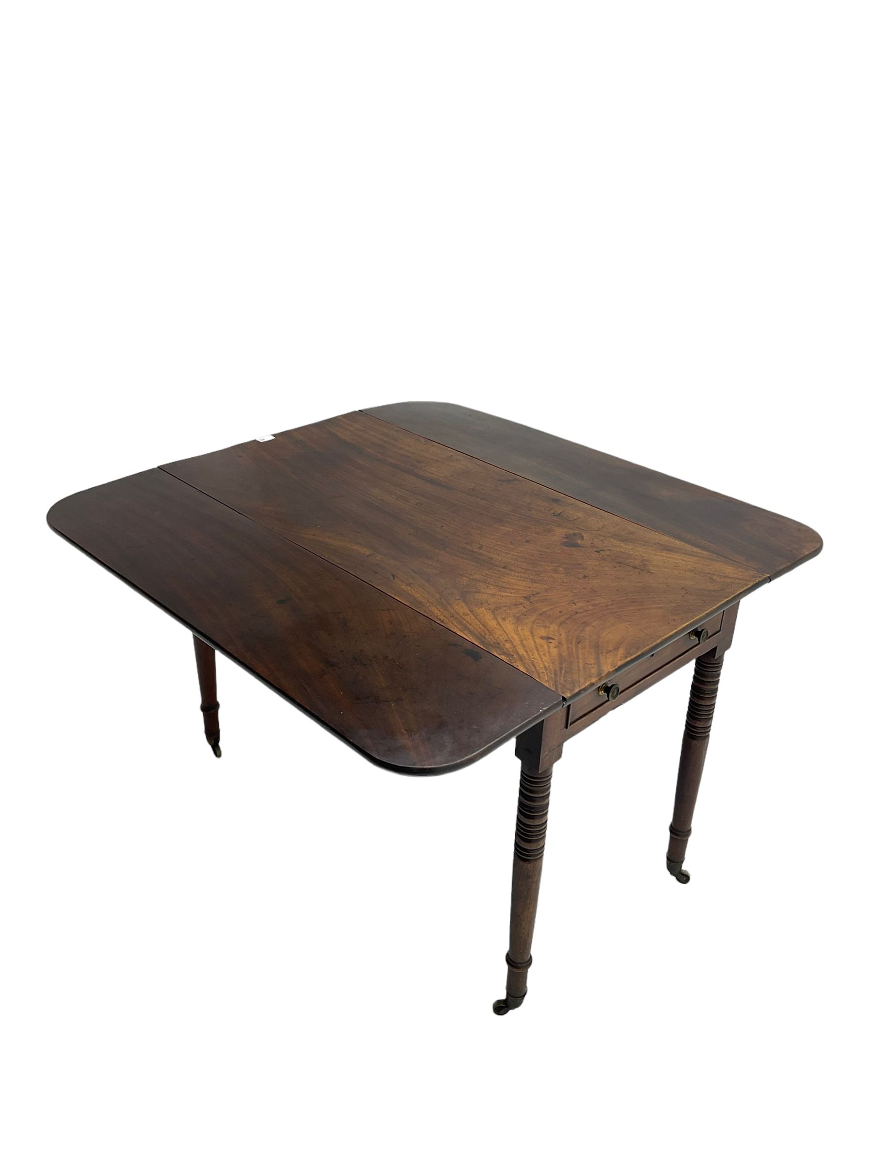 19th century mahogany drop leaf Pembroke table - Image 9 of 9