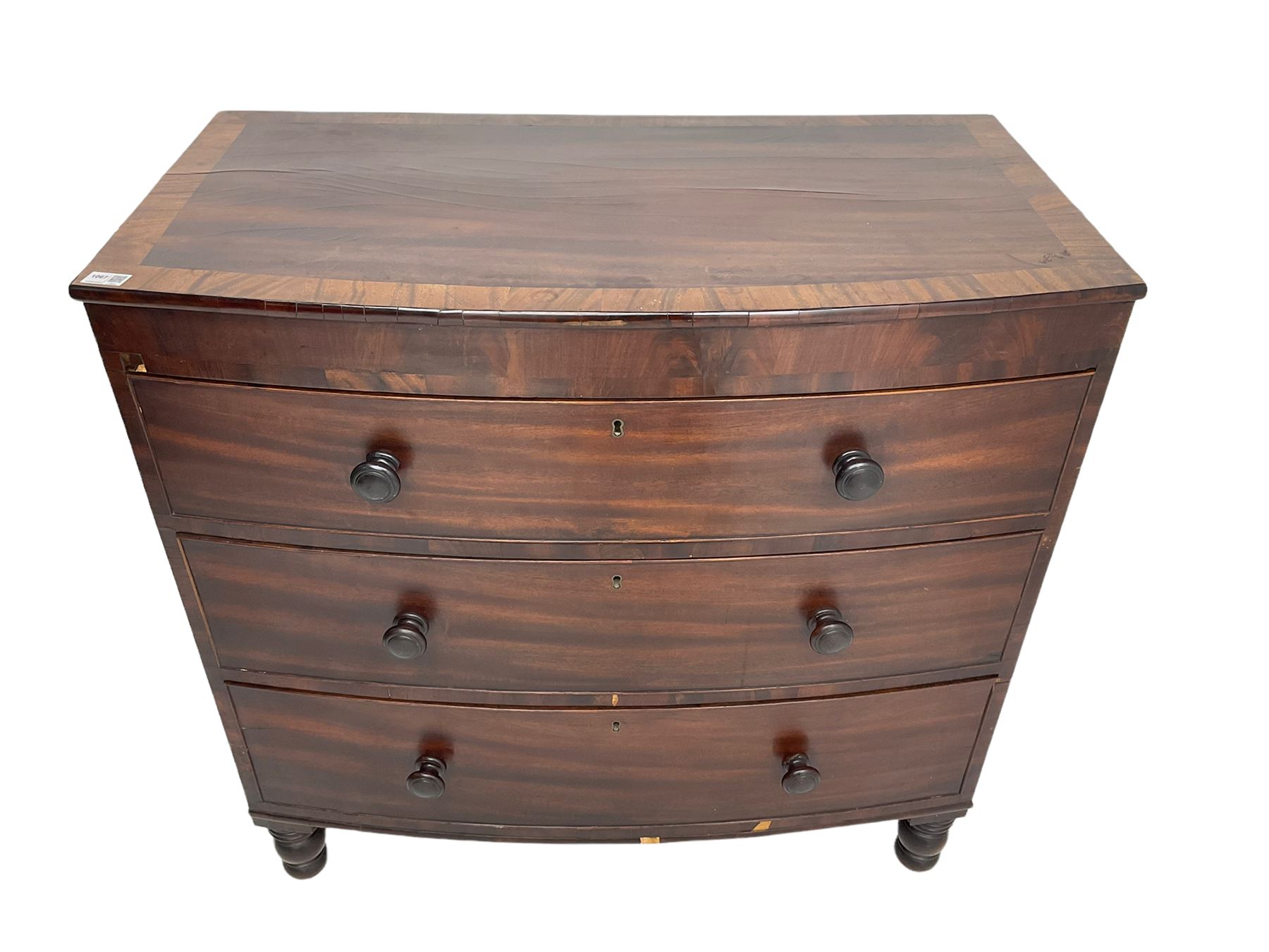 Early 19th century mahogany and mahogany banded bow-front chest - Image 4 of 9