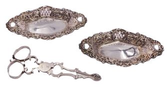 Small pair of Victorian silver trinket dishes