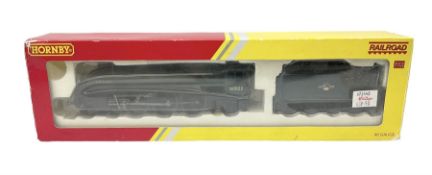 Hornby '00' gauge - Class A4 4-6-2 locomotive 'Mallard' No.60022; DCC Fitted; boxed