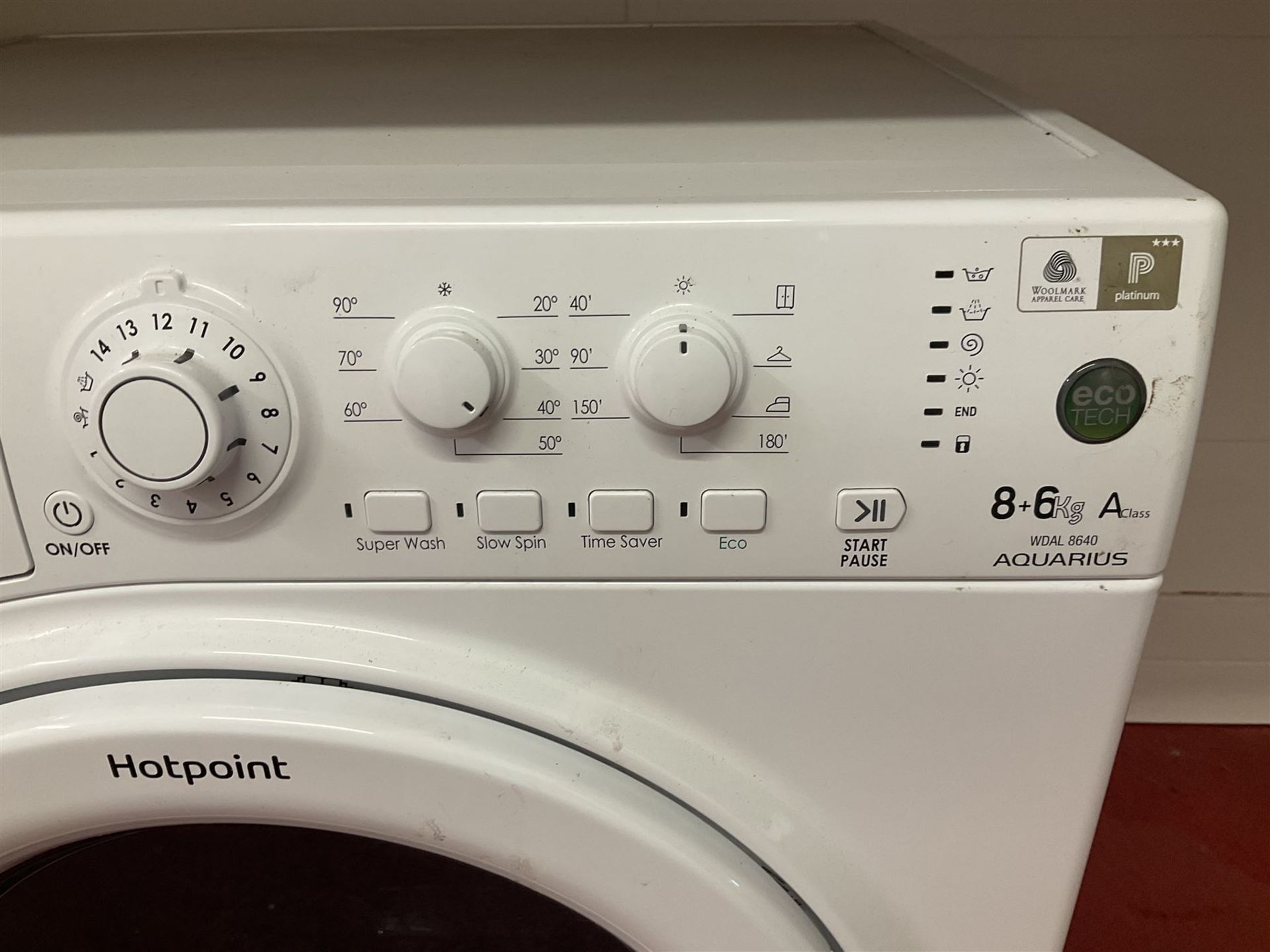 Hotpoint Aquarius 8kg washer dryer WDAL8640- LOT SUBJECT TO VAT ON THE HAMMER PRICE - To be - Image 2 of 5