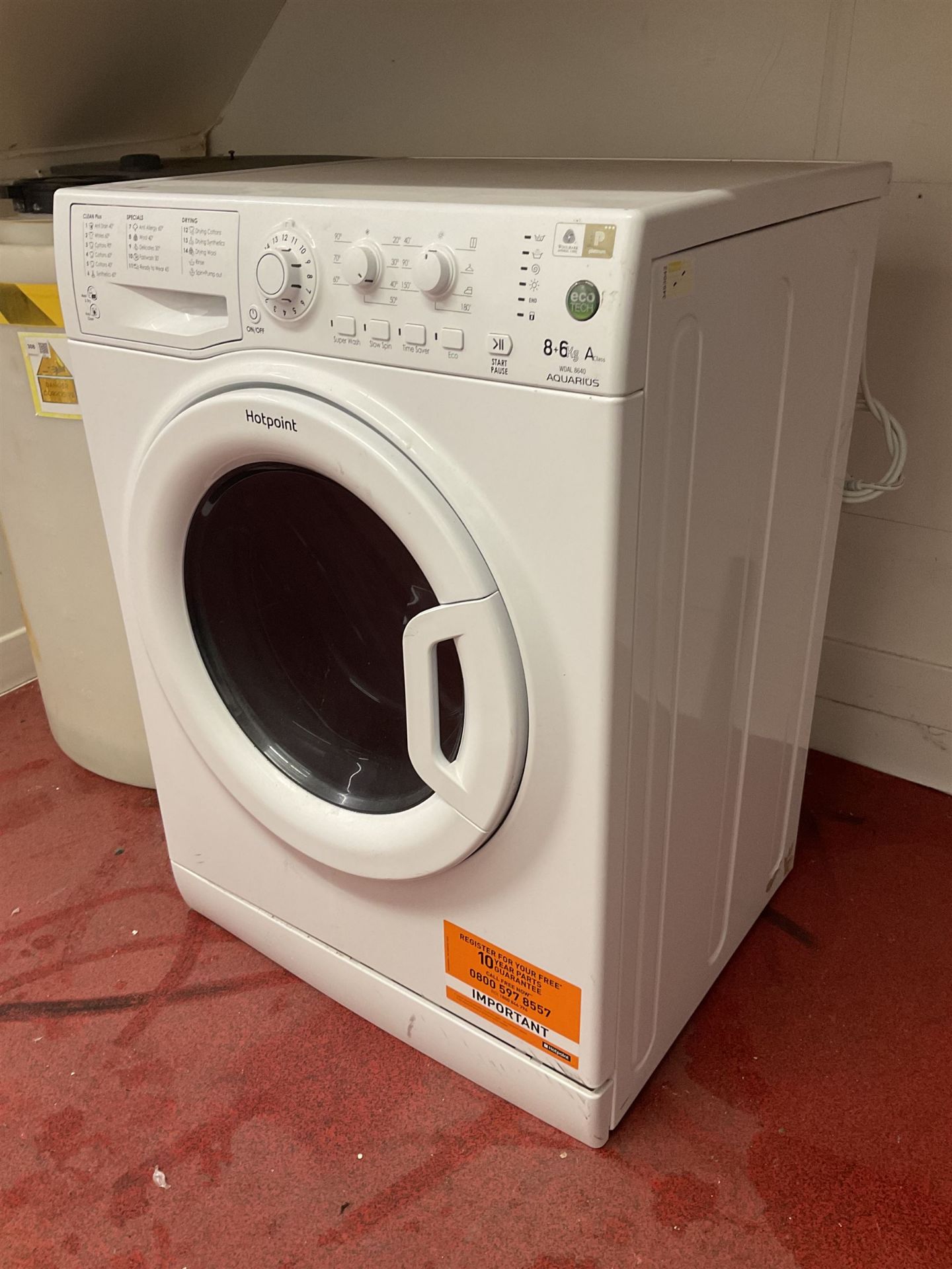 Hotpoint Aquarius 8kg washer dryer WDAL8640- LOT SUBJECT TO VAT ON THE HAMMER PRICE - To be - Image 4 of 5