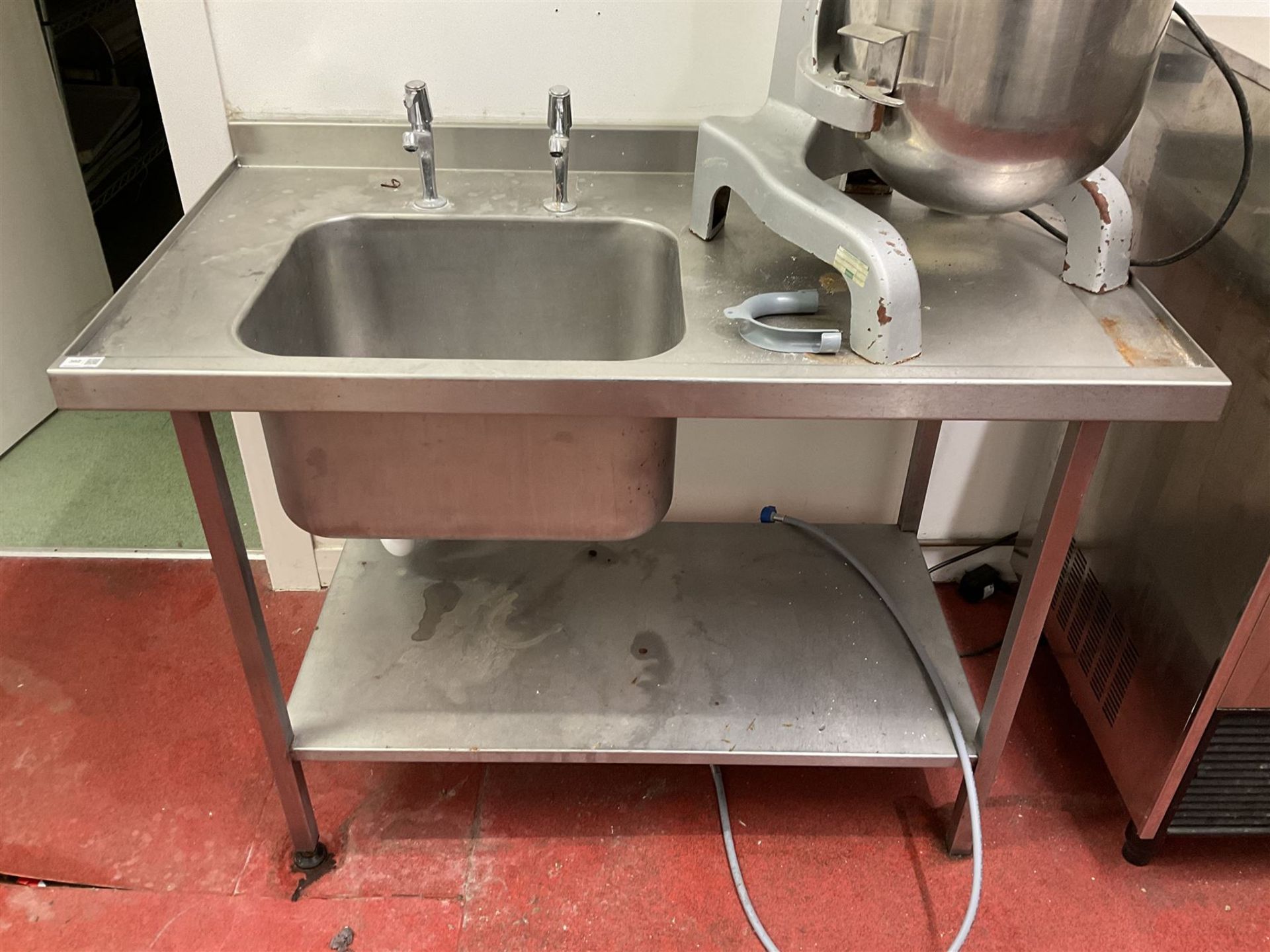 Stainless steel single sink unit with drainer and under-shelf- LOT SUBJECT TO VAT ON THE HAMMER