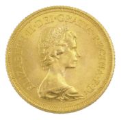 Queen Elizabeth II 1974 gold full sovereign coin