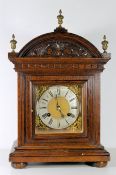 Edwardian 8-day oak cased striking mantle clock striking the hours and half hours on twin bells