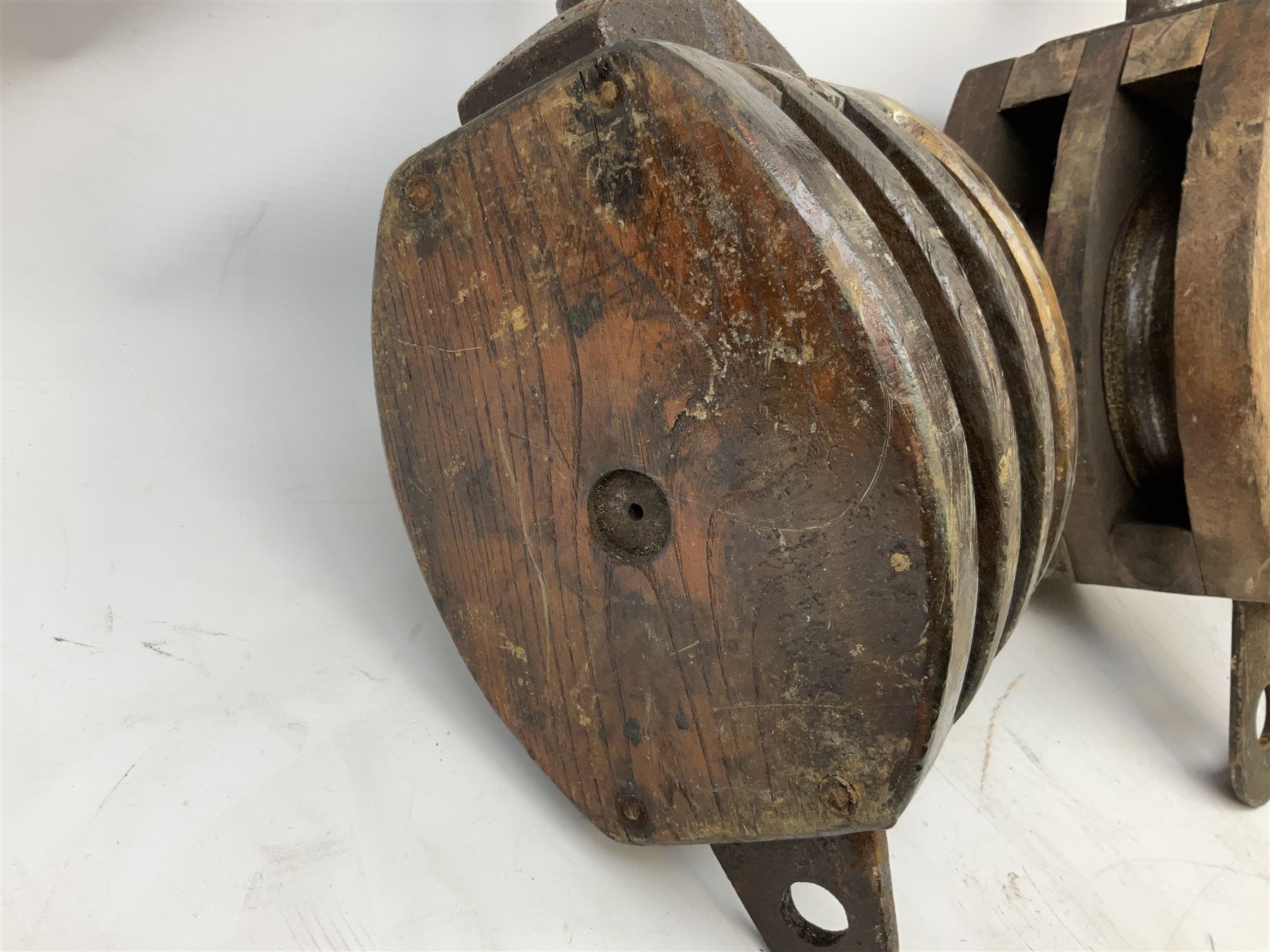 Three ship pulleys comprising wooden block double with stiff swivel hook - Image 10 of 17