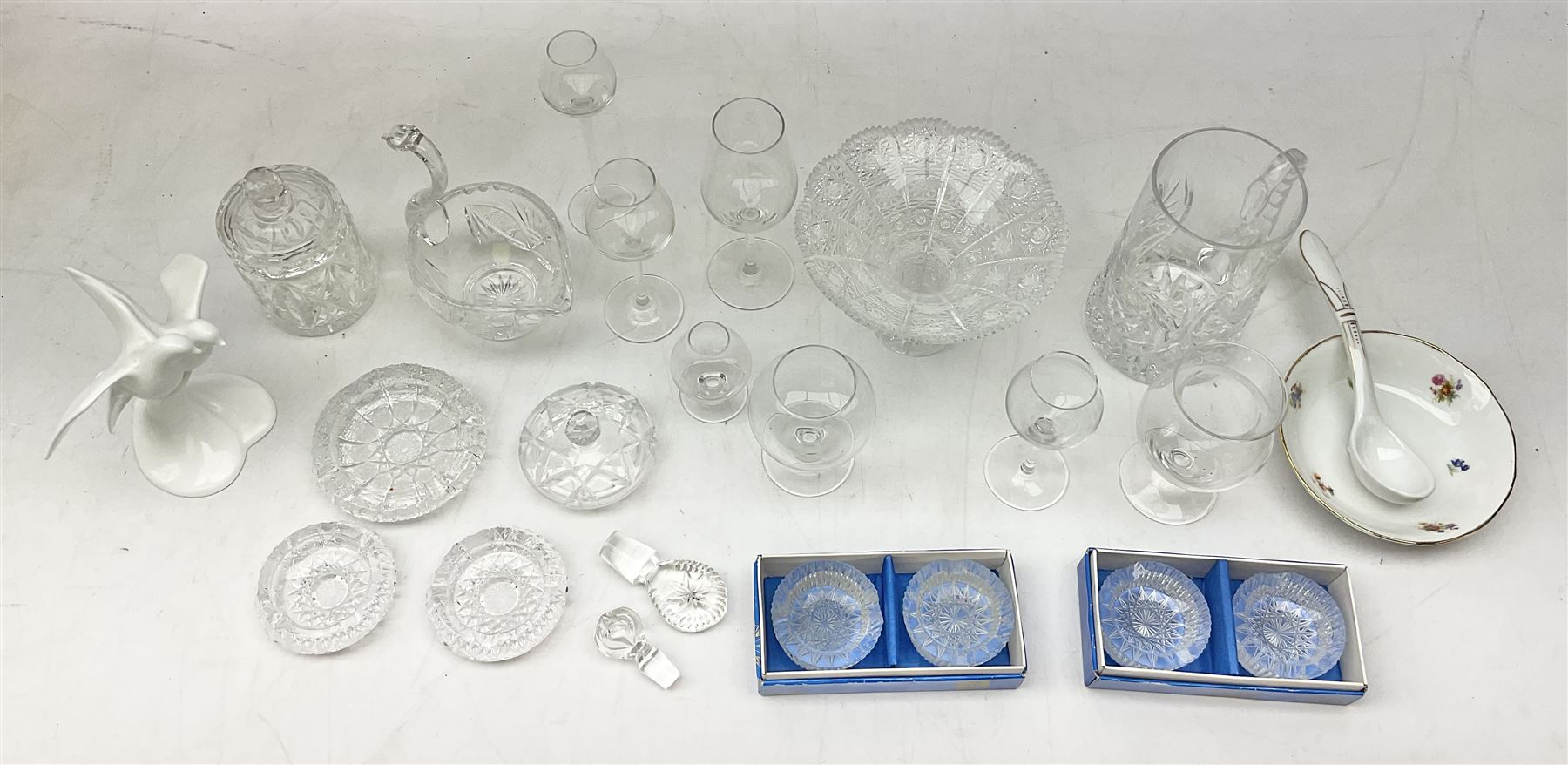 Group of glassware to include cut vase