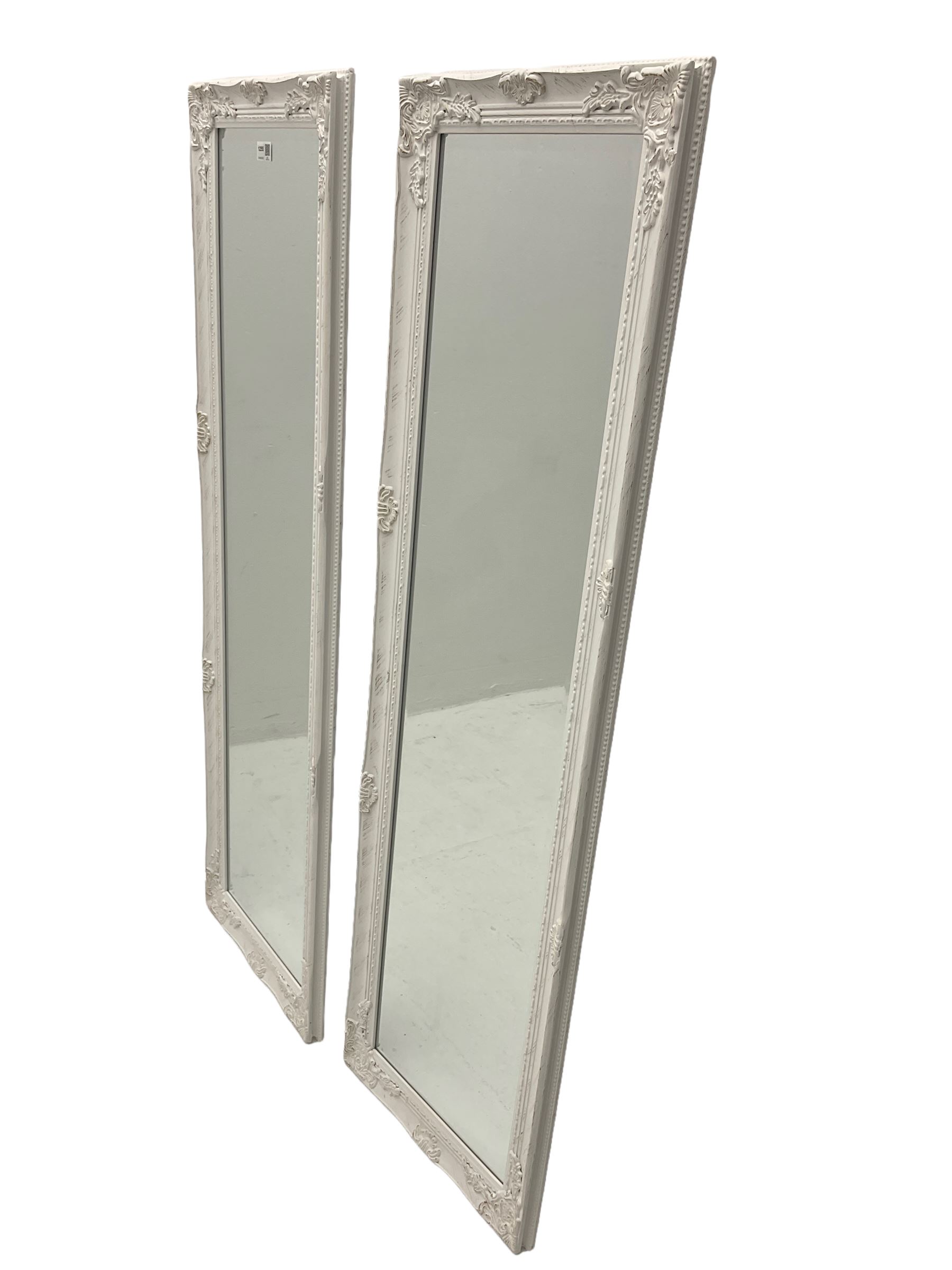 Pair of classical white painted rectangular wall mirror - Image 3 of 3