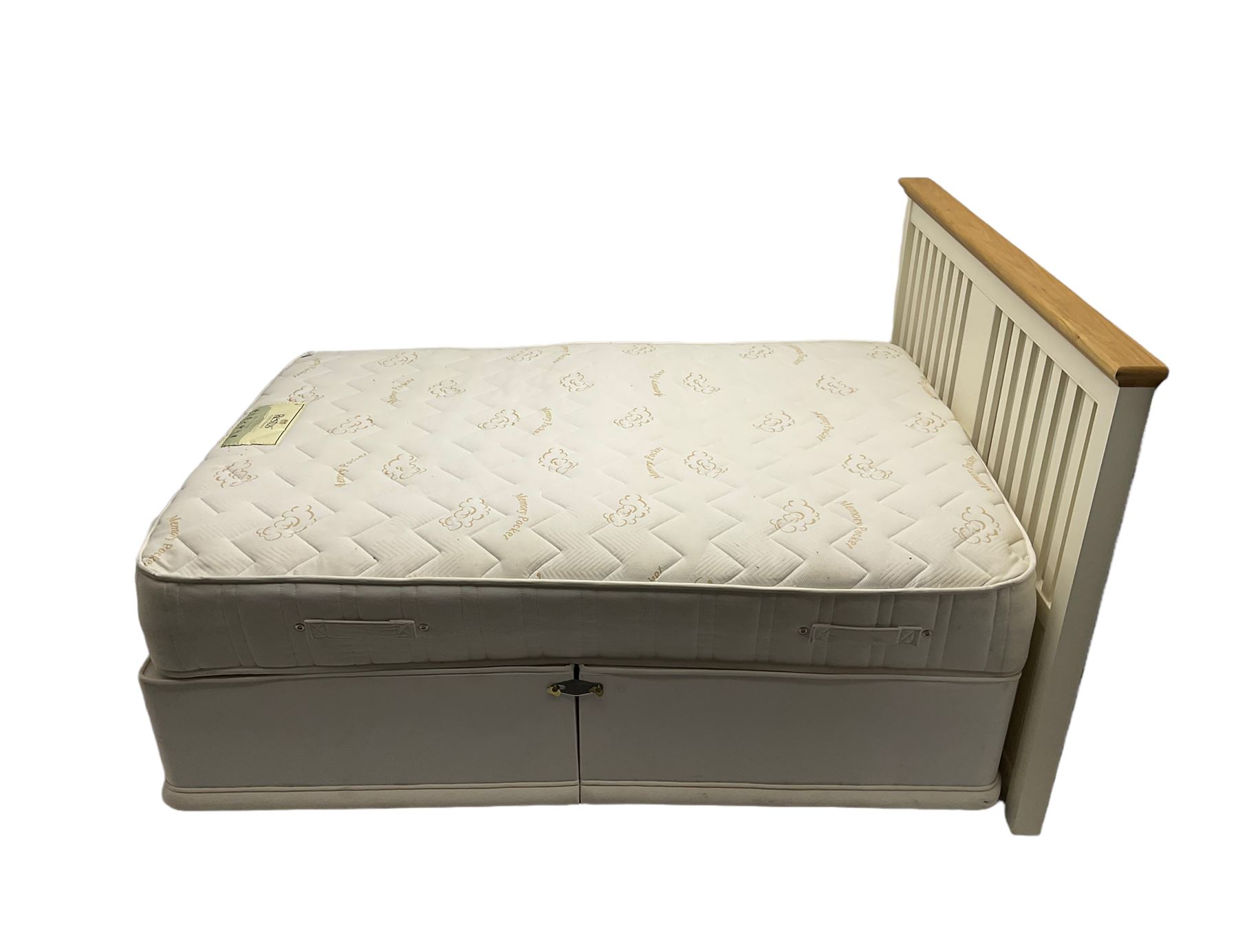 Restus 4' 6� double divan bed - Image 6 of 6