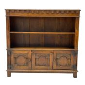 Late 20th century oak bookcase
