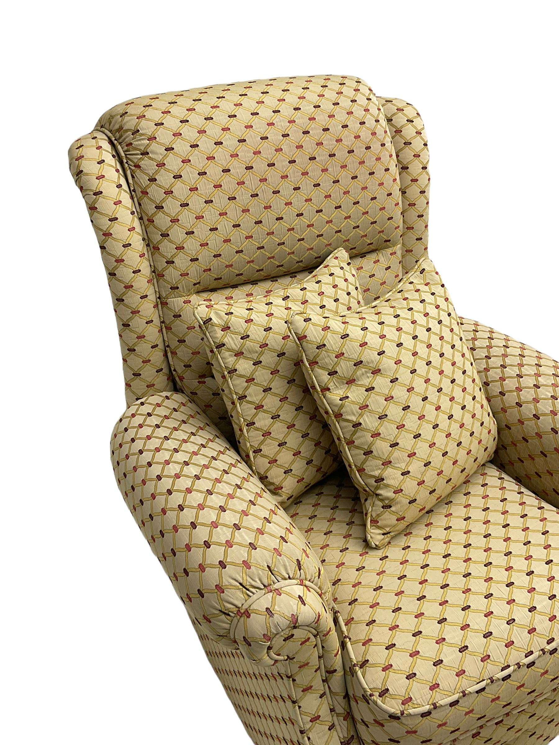 Vale Bridgecraft - Langfield standard armchair (W88cm) - Image 5 of 5