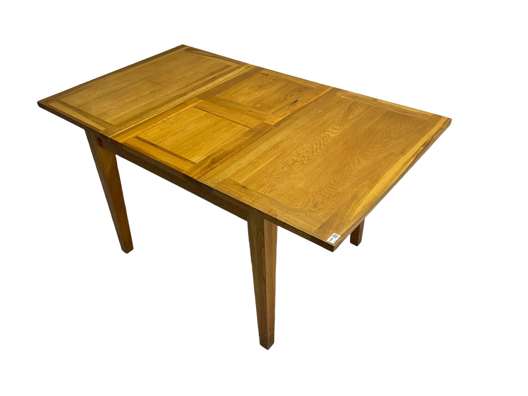 Light oak extending dining table - Image 3 of 7