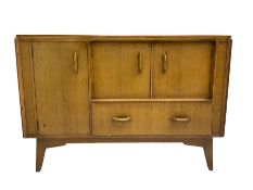 G-Plan E Gomme - Mid 20th century walnut sideboard