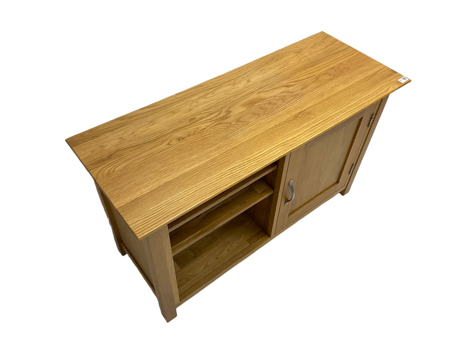 Light oak television cabinet - Image 5 of 7