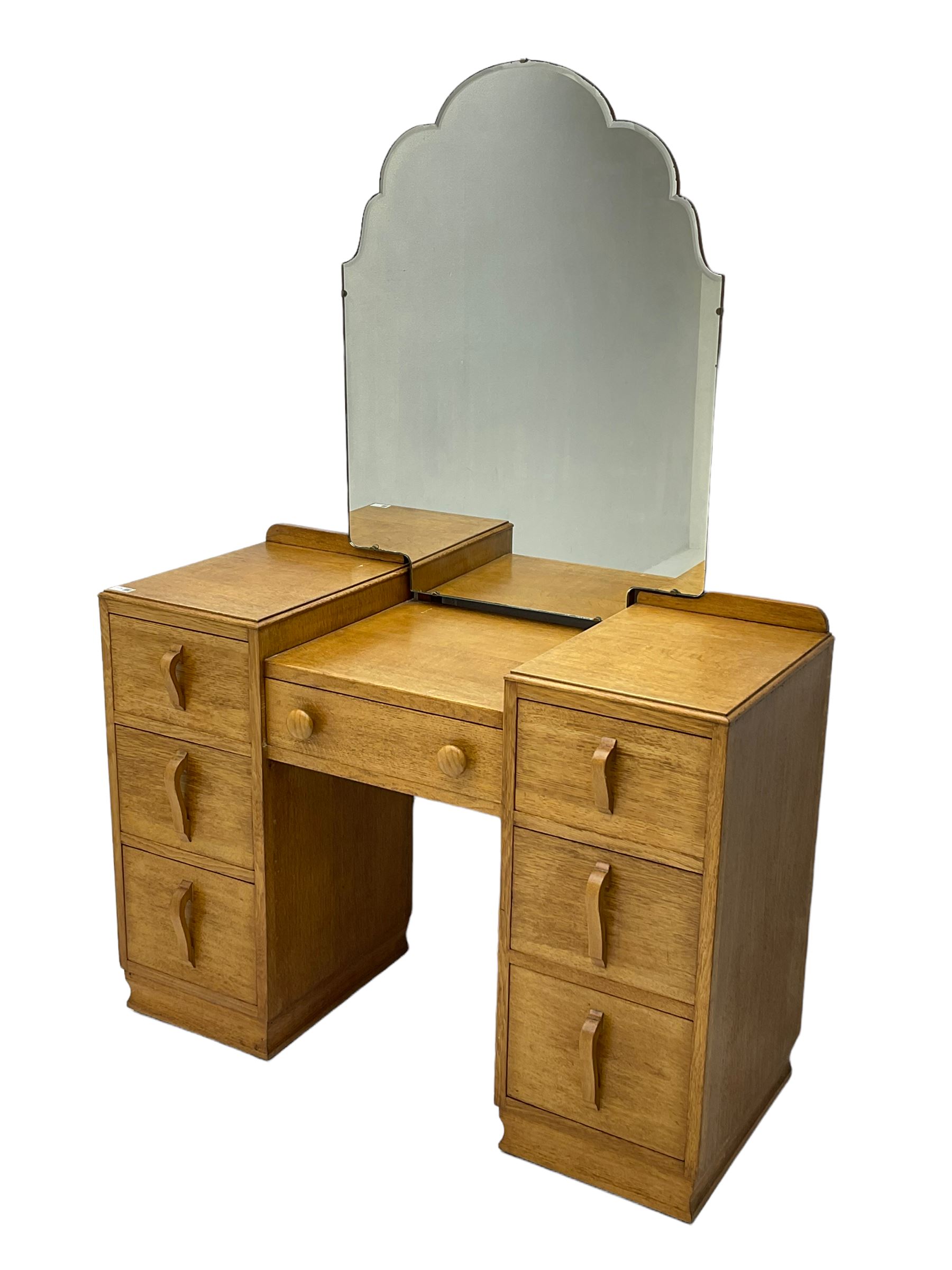 Mid-20th century light oak twin pedestal dressing table - Image 4 of 6