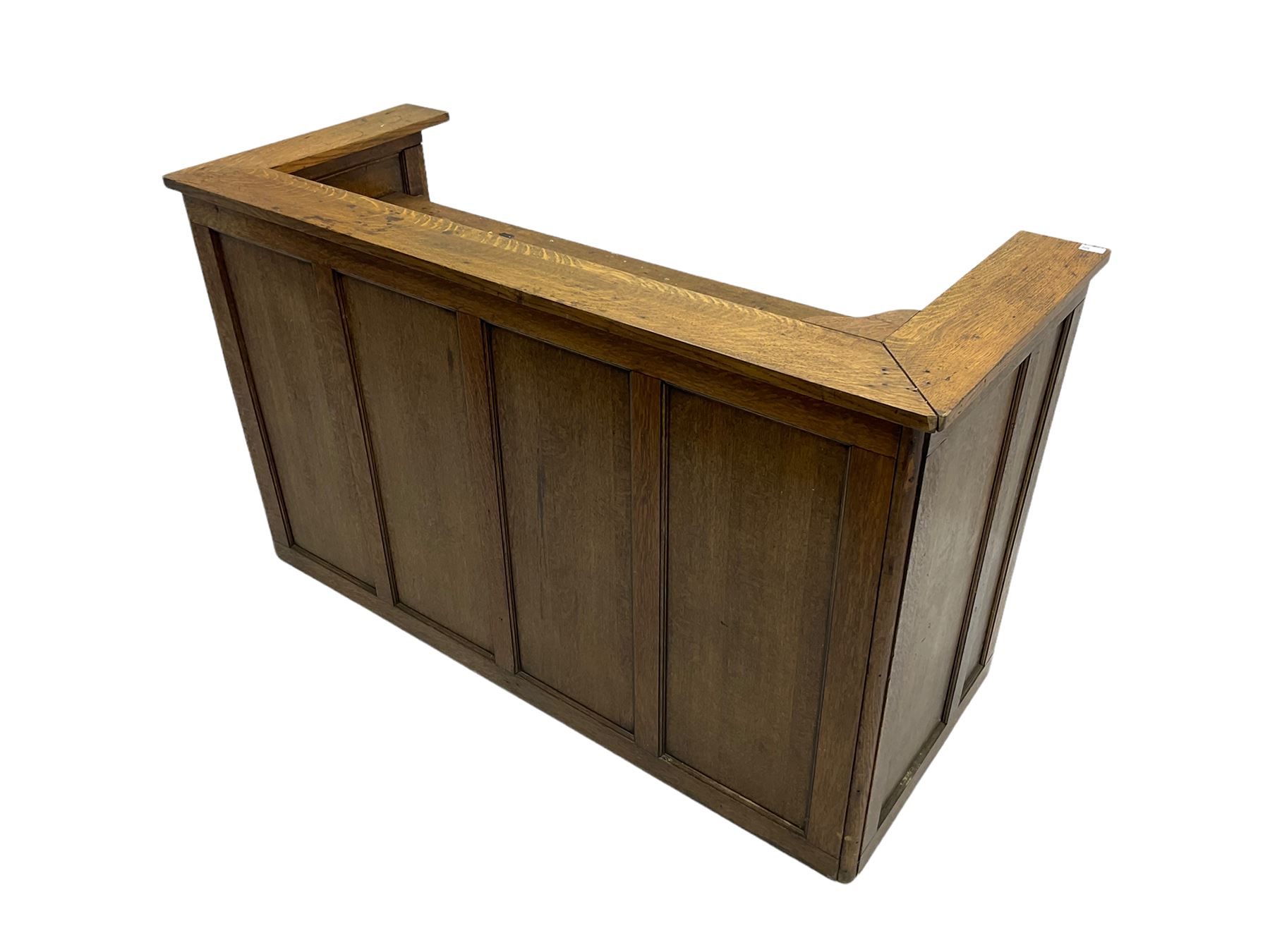 Early 20th century oak rostrum or clerks stand - Image 7 of 7