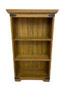 Pine bookcase fitted with two shelves