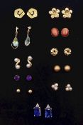 Collection of 9ct gold stone set stud earrings including goldstone and pearl and 9ct other gold stud