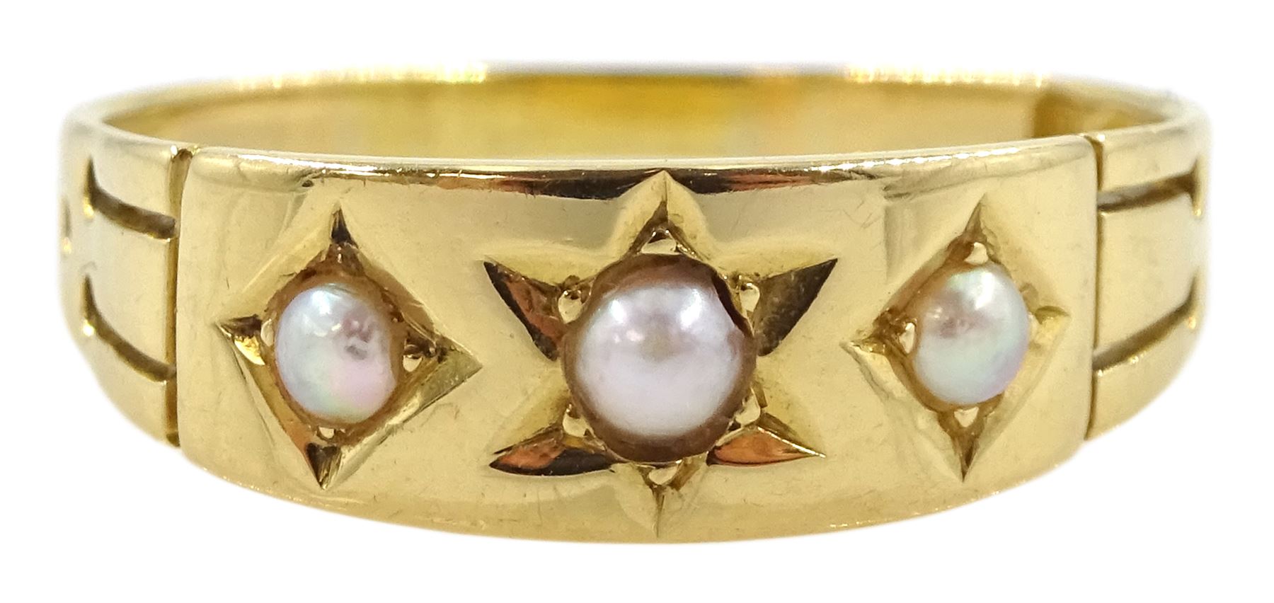 Victorian 18ct gold gypsy set three stone split pearl ring