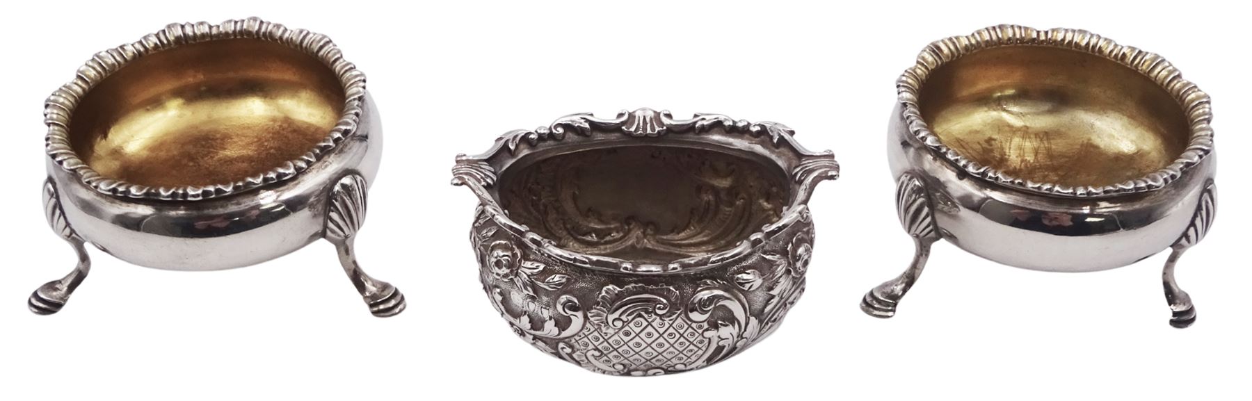 Pair of George III silver open salts - Image 2 of 3