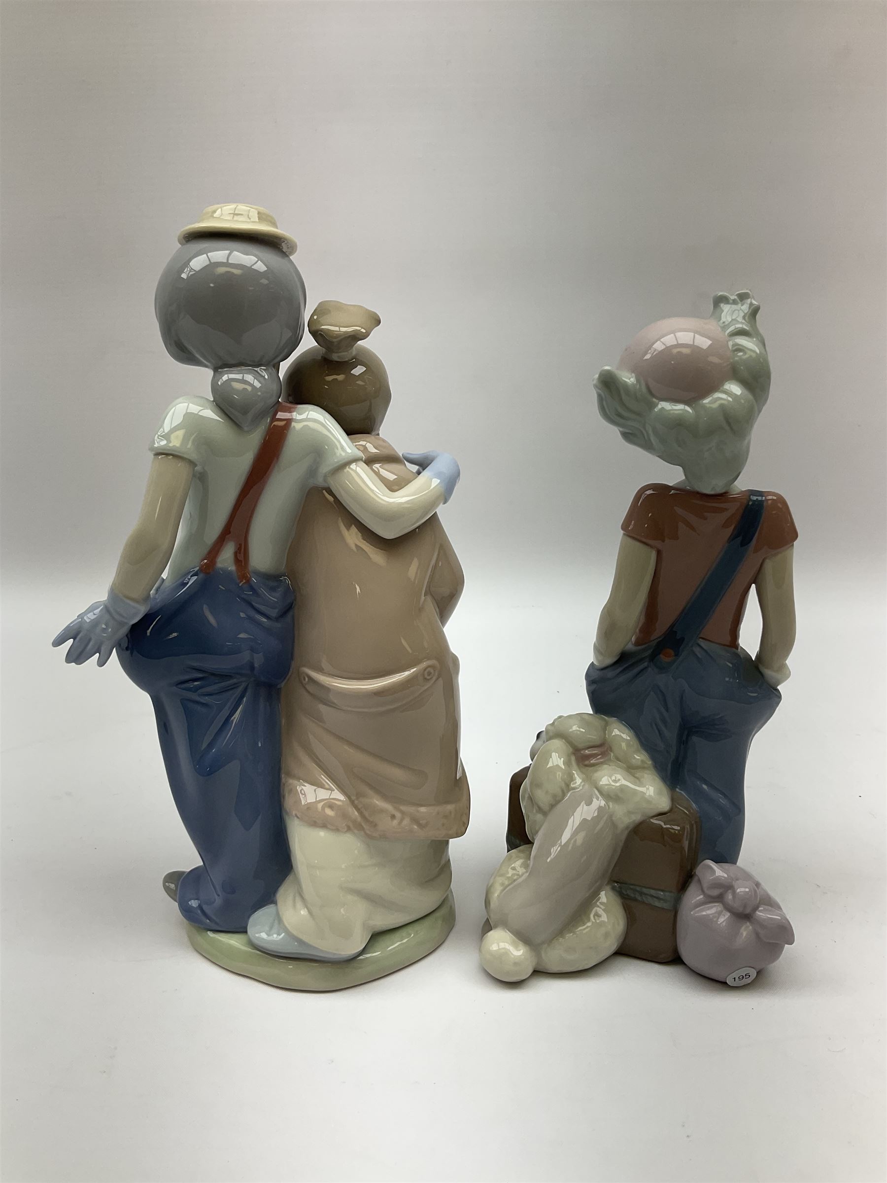 Two Lladro figures - Image 2 of 11