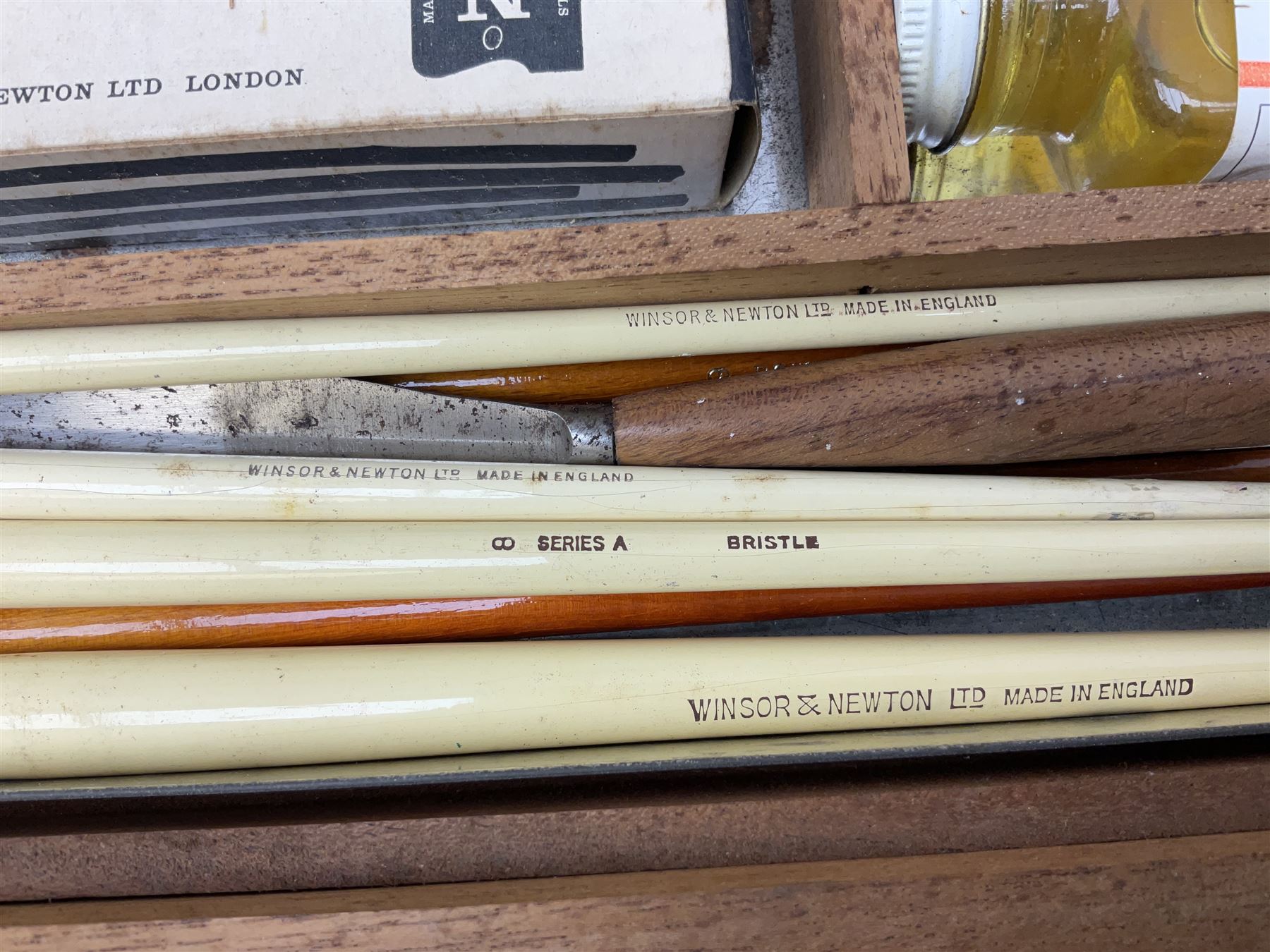 Winsor & Newton cased travelling set of oil paints - Image 5 of 19