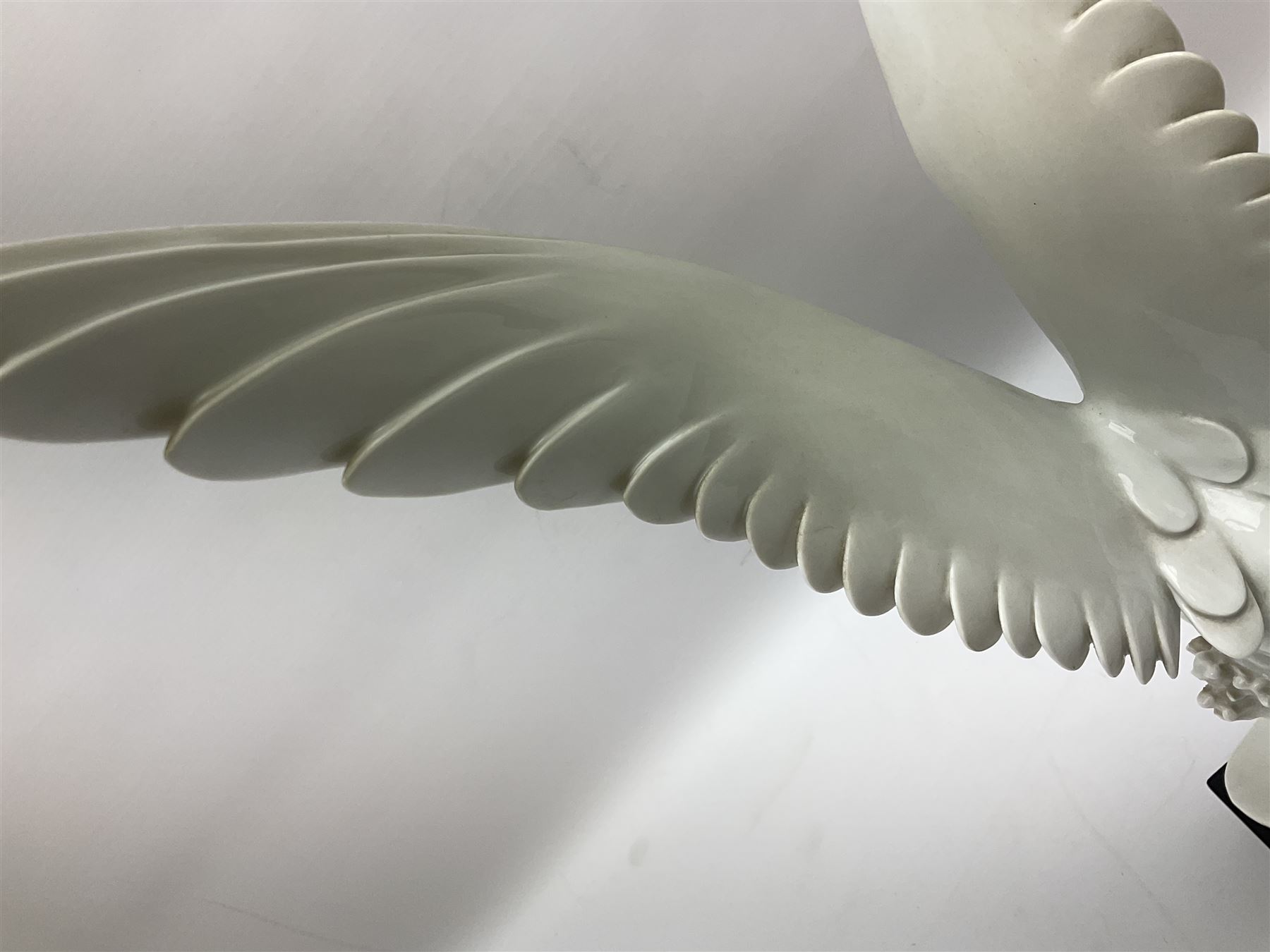 1930s Meissen figure of a seagull designed by Max Esser - Bild 5 aus 11