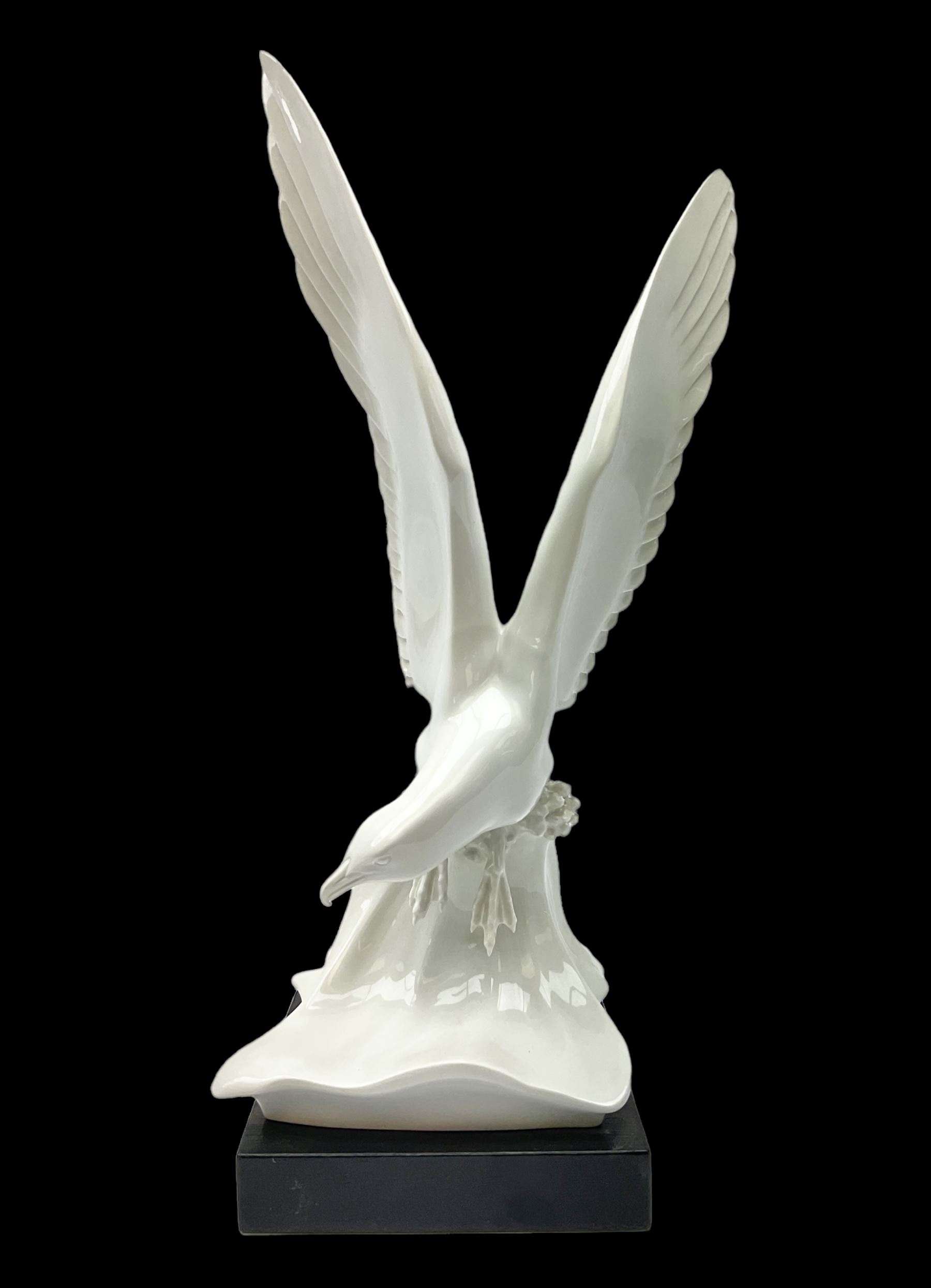 1930s Meissen figure of a seagull designed by Max Esser