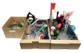 Quantity of art and murano style glass ware