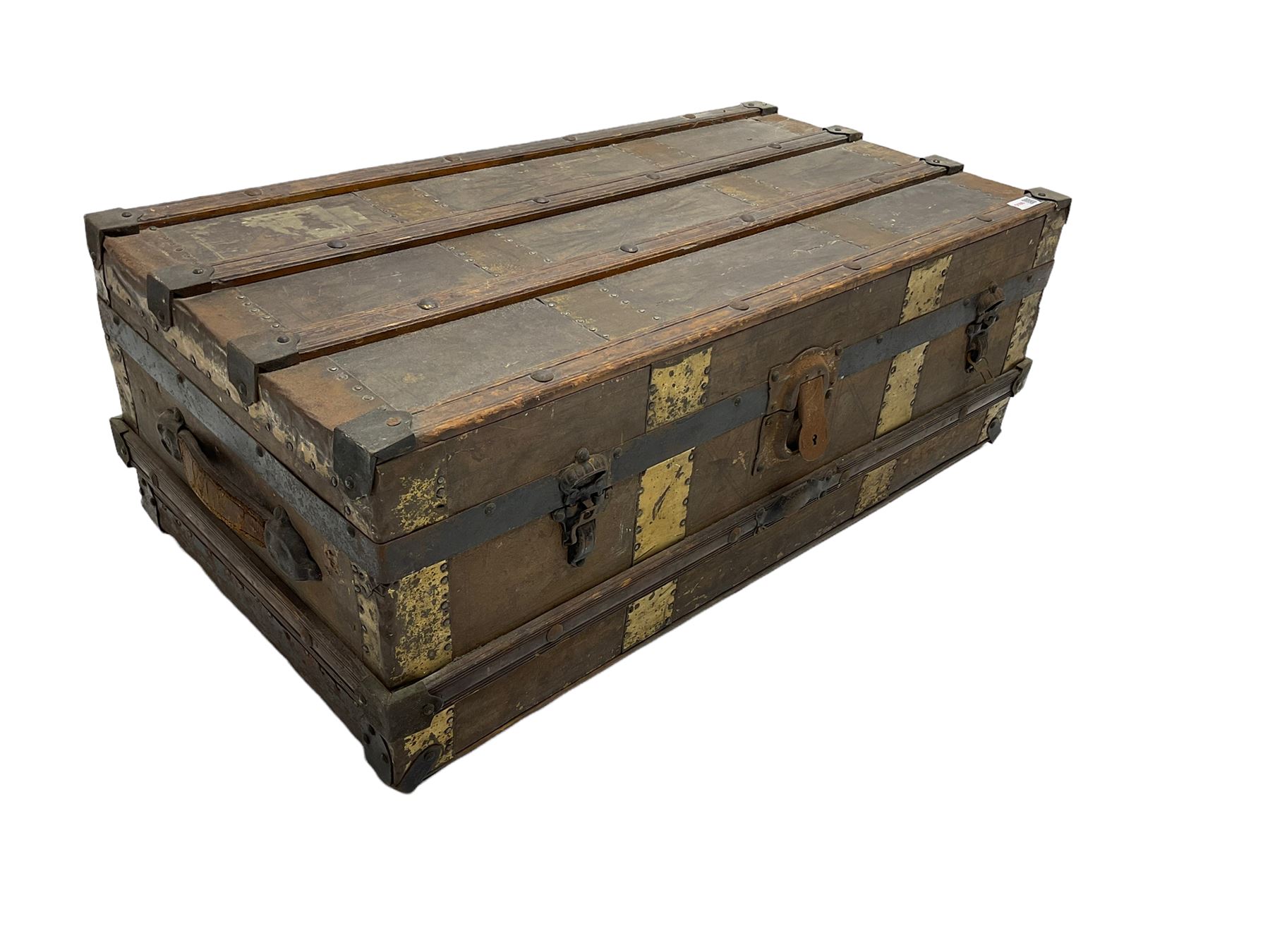 Early 20th wooden and metal bound trunk - Image 2 of 2