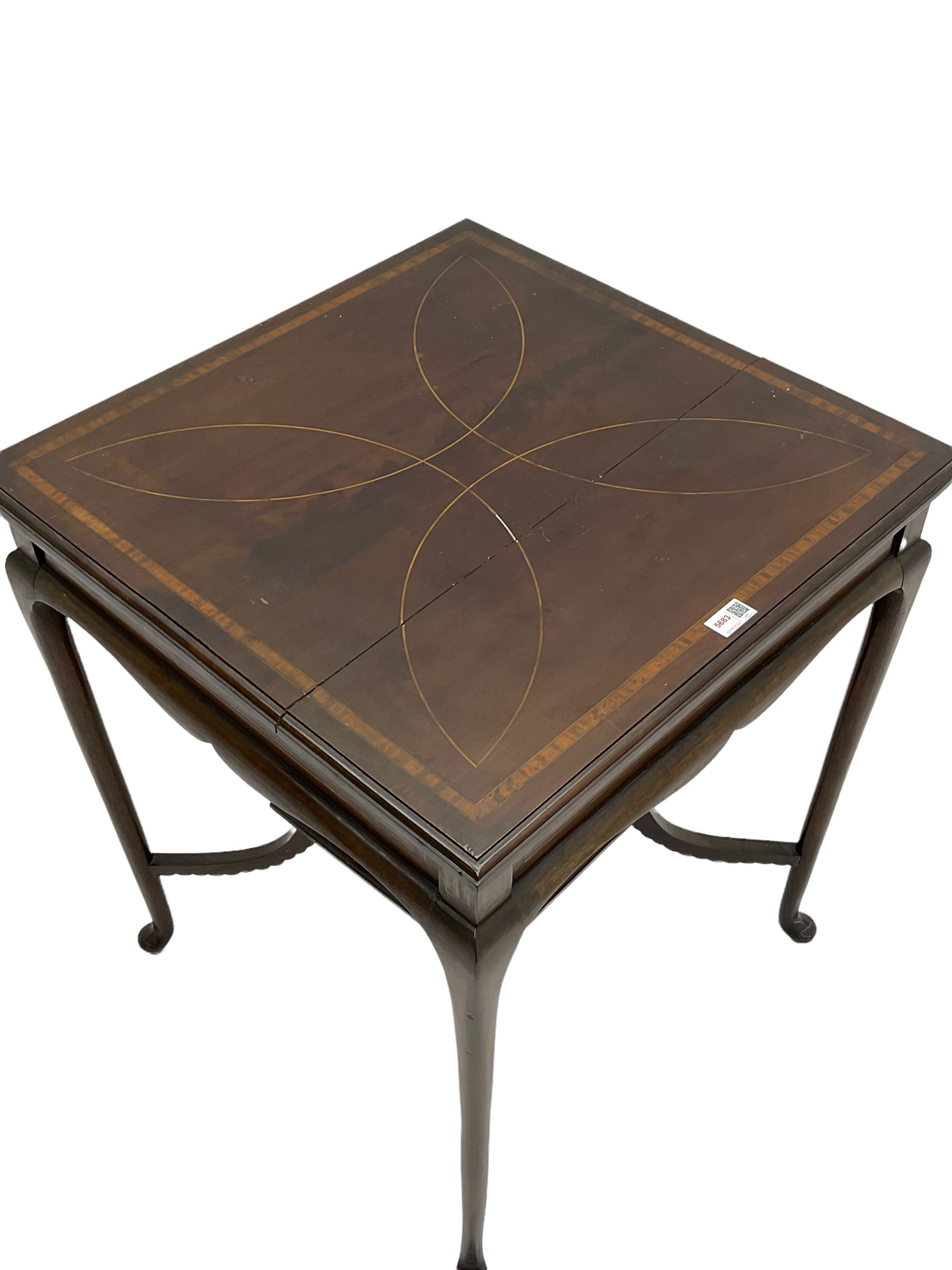 Edwardian inlaid mahogany square occasional table - Image 3 of 4