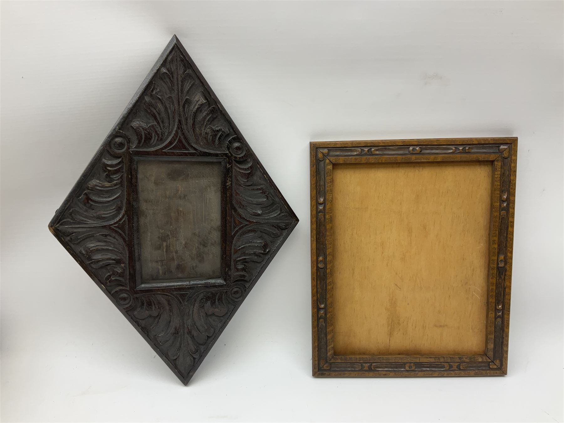 Four carved oak picture frames - Image 6 of 7