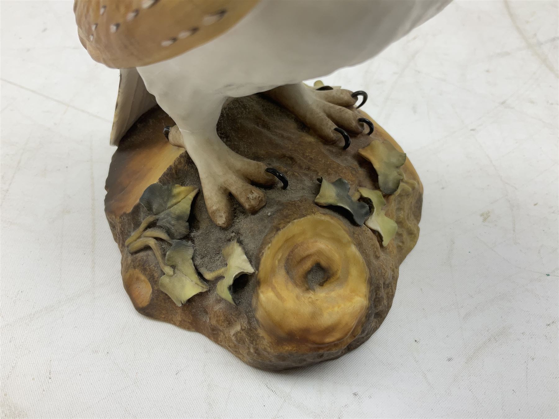 Royal Crown Derby barn owl figure - Image 4 of 6