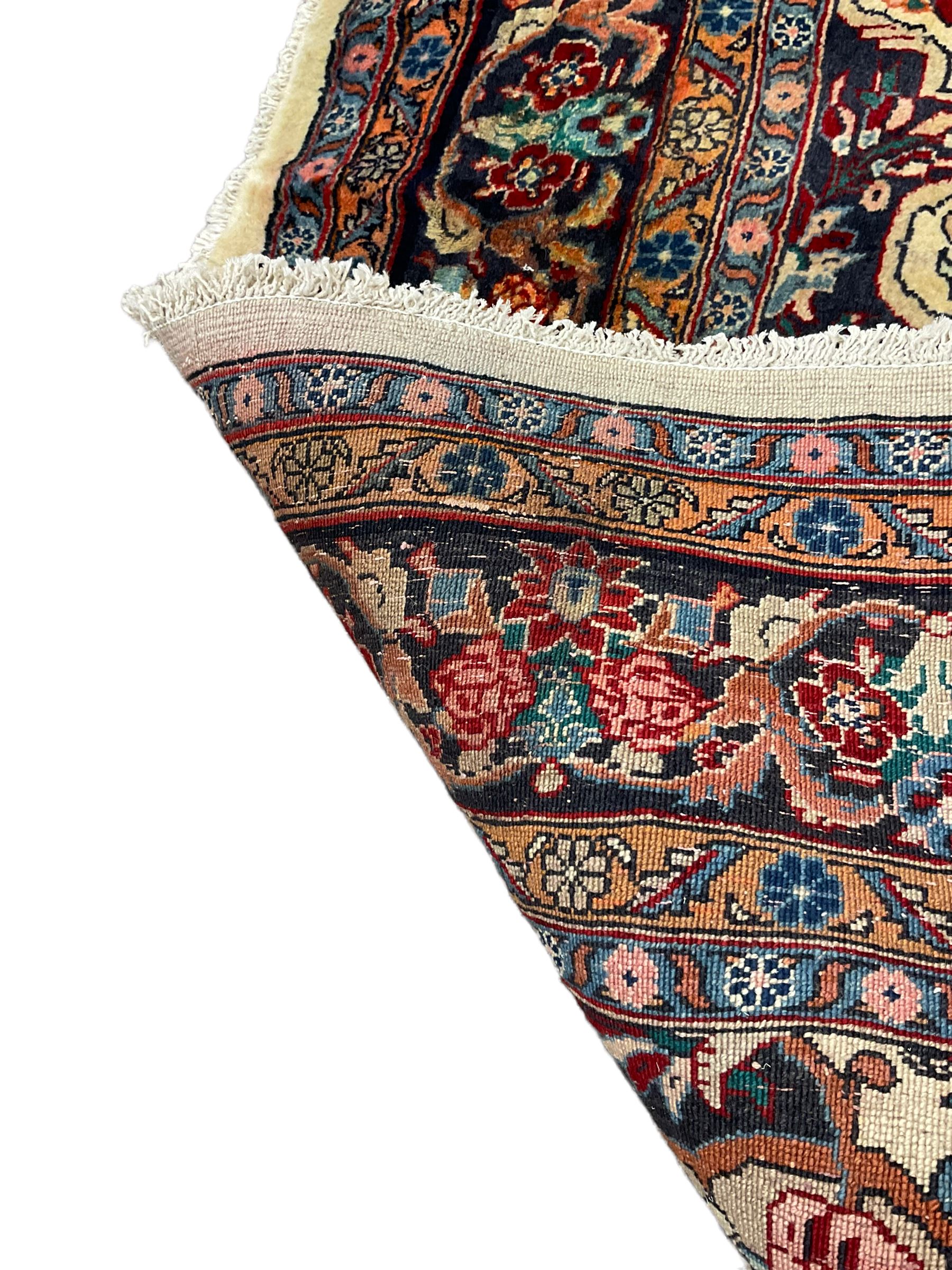 Persian Bidjar ivory ground carpet - Image 2 of 5