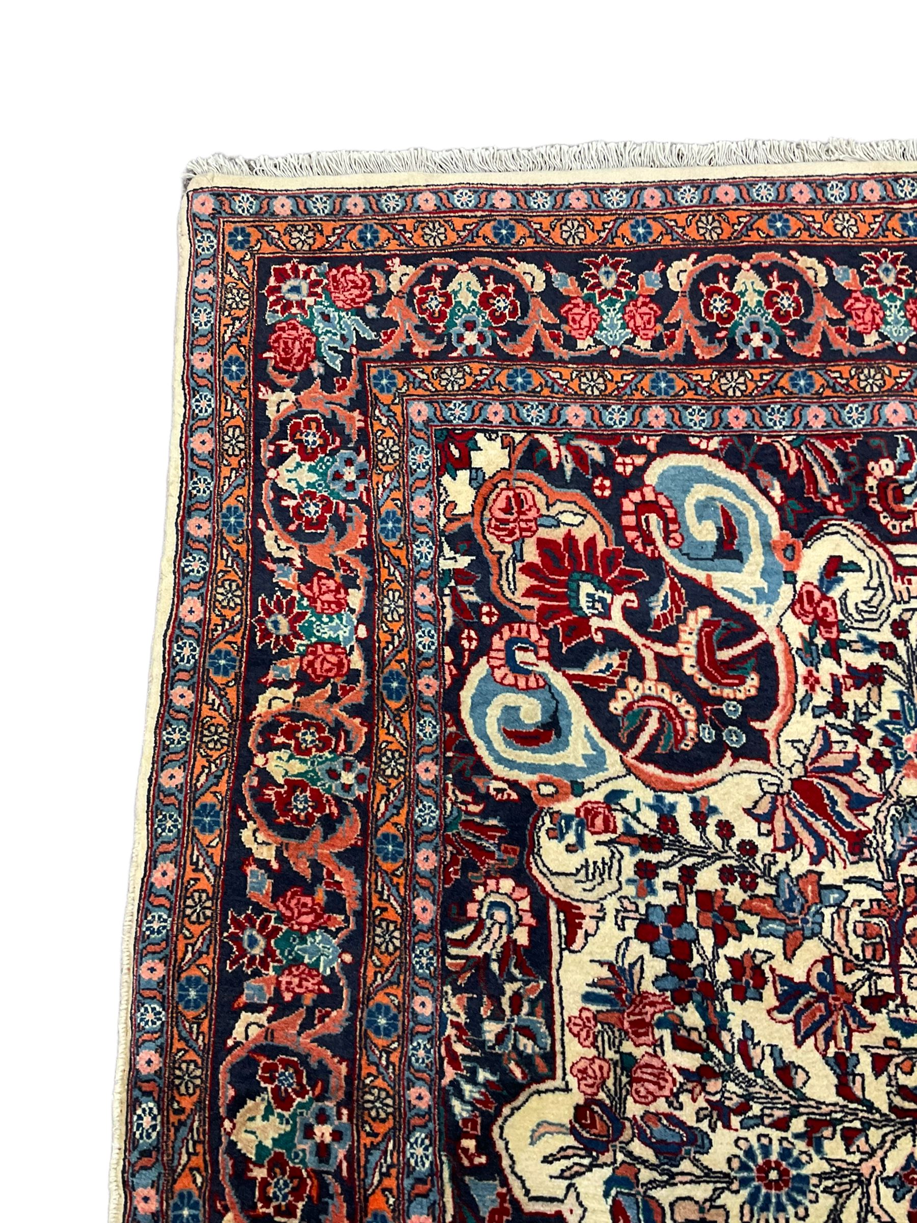 Persian Bidjar ivory ground carpet - Image 3 of 5