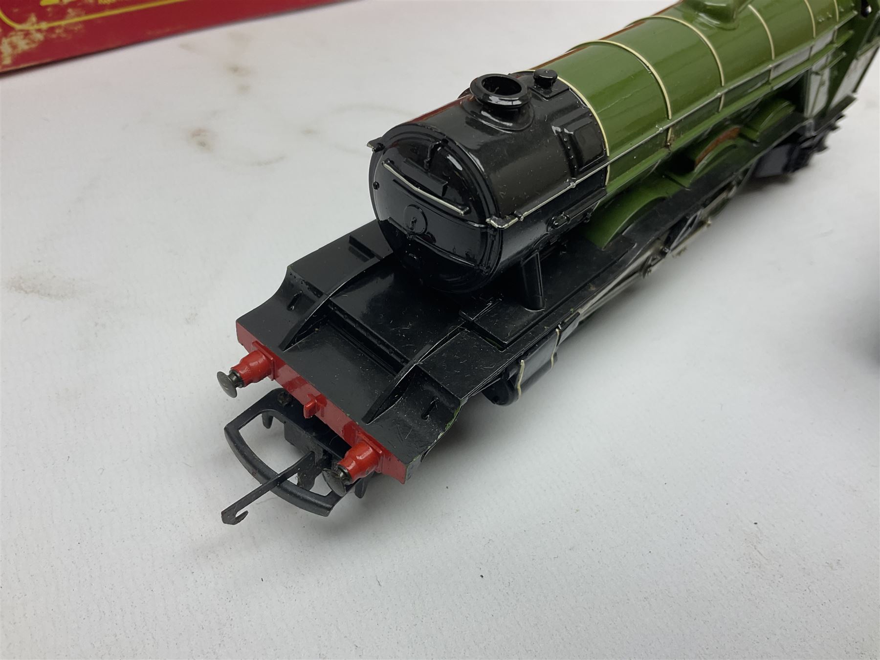 Hornby '00' gauge - Class 9F 2-10-0 locomotive 'Evening Star' No.92220; Standard Class 7P6F locomoti - Image 3 of 12