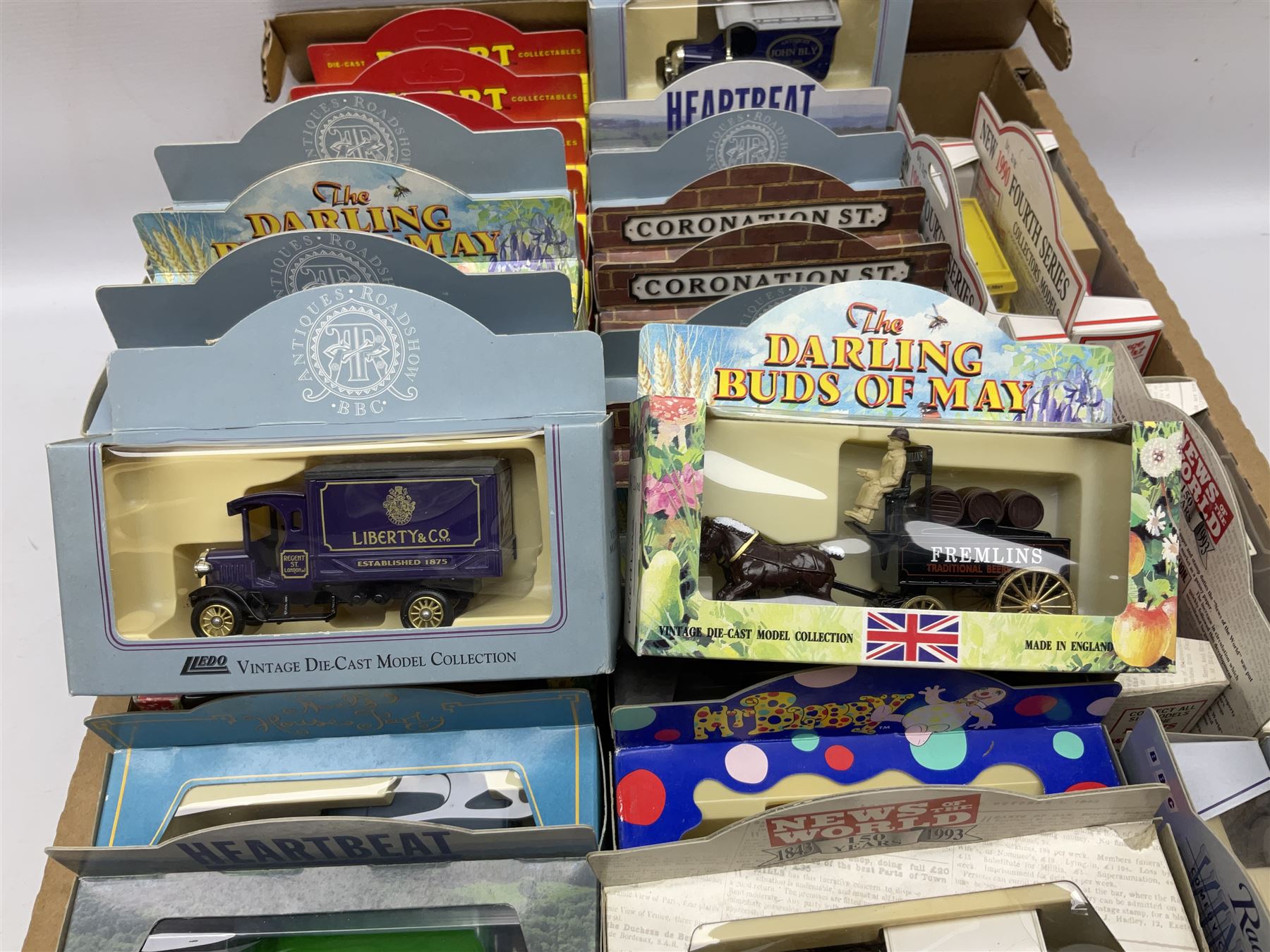 Large collection of Lledo/ Days Gone die-cast models including Antiques Roadshow - Image 4 of 7