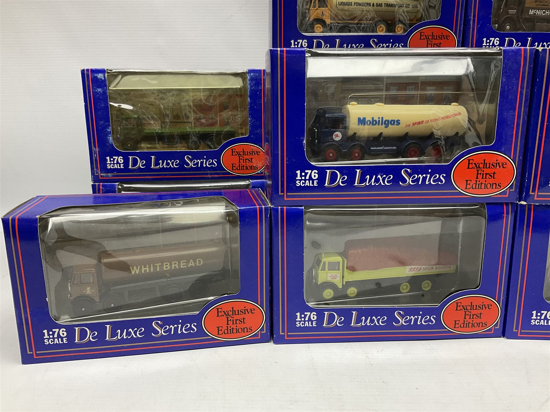 Twenty-two Exclusive First Editions De Luxe Series 1:76 scale die-cast models - Image 5 of 9