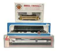 '00' gauge - Lima Class 59 locomotive 'Yeoman Enterprise' No.59002; and Airfix Class 31/1 A1A-A1A lo