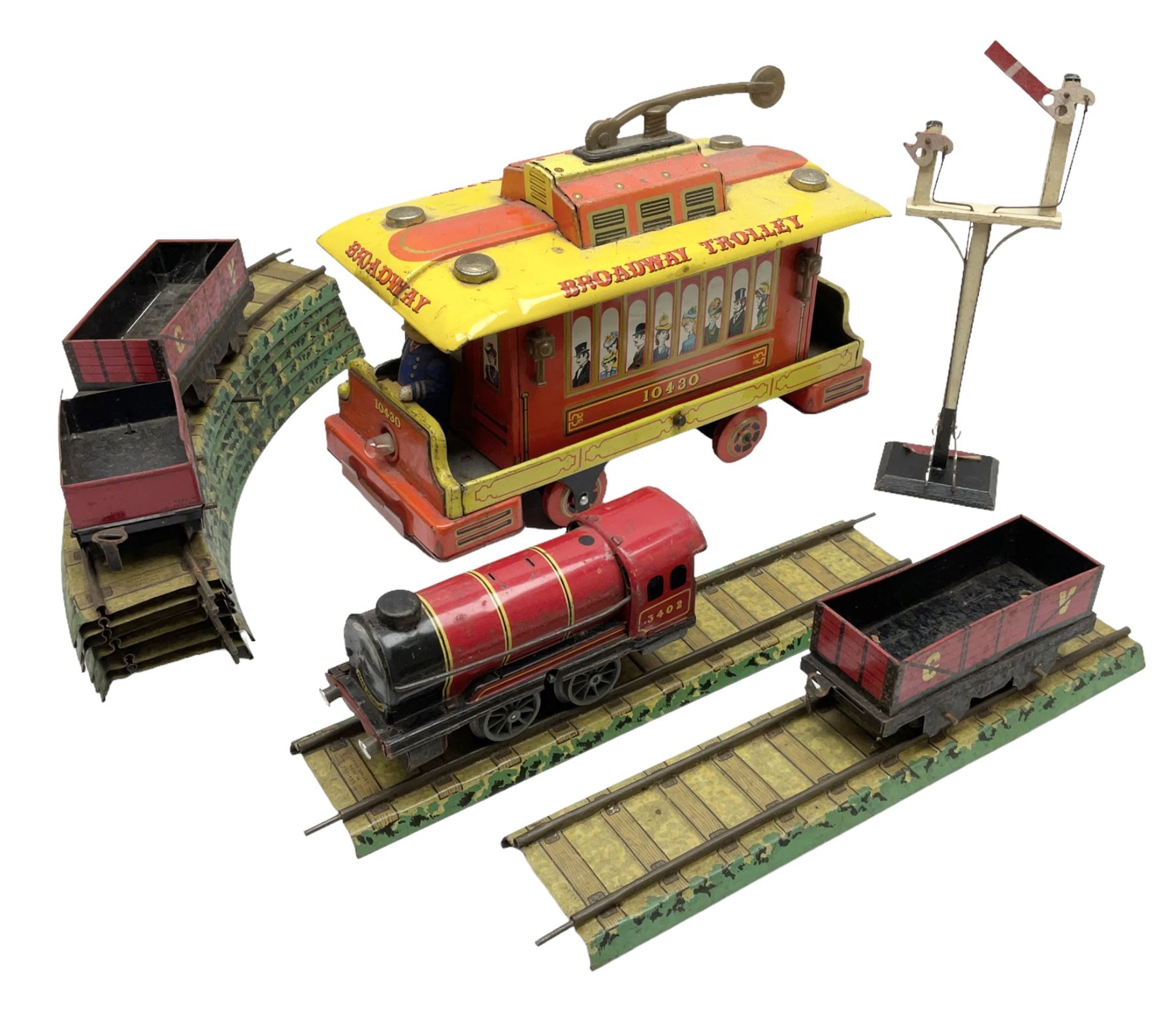 Chad Valley '0' gauge - clockwork tin-plate train set comprising LMS 0-4-0 tender locomotive No.3402