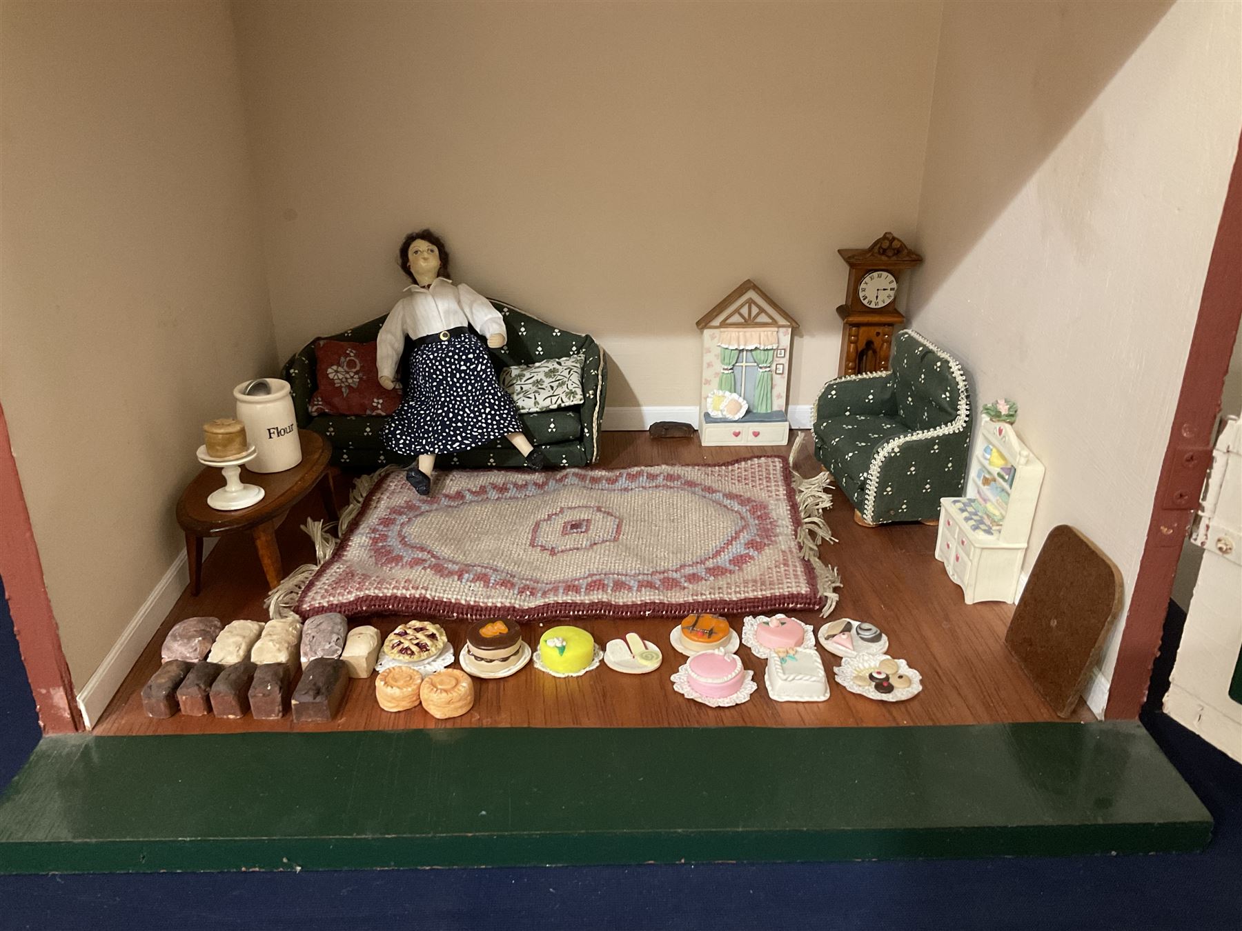 Good quality late 20th century dolls house by M. James dated 1996 in the form of 'Graysons' Shop wit - Image 8 of 15