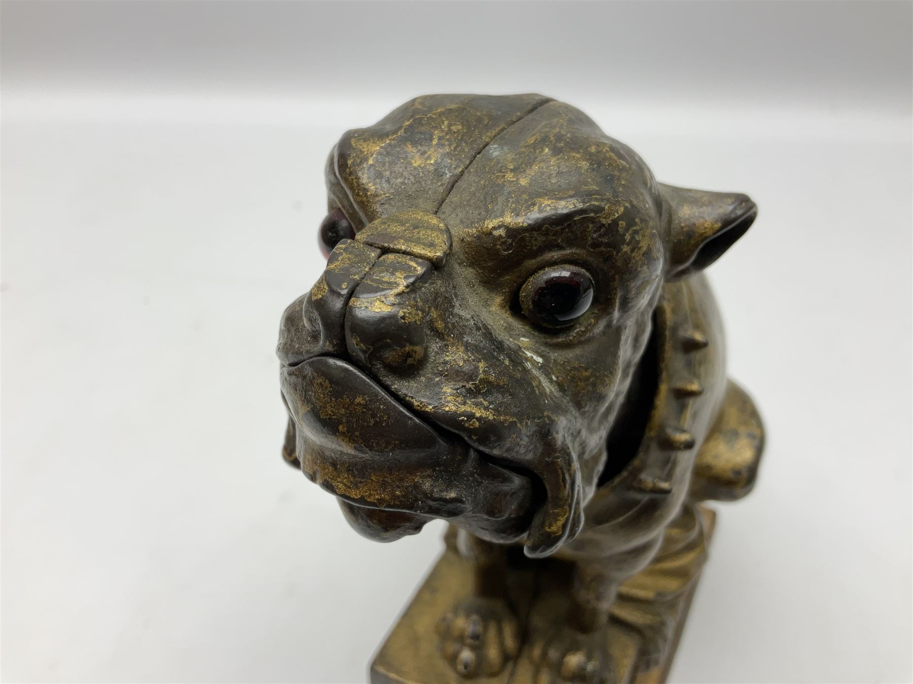 Late 19th century cast-iron mechanical money bank 'Bulldog Bank' by J & E Stevens with coin-on-nose - Image 6 of 8