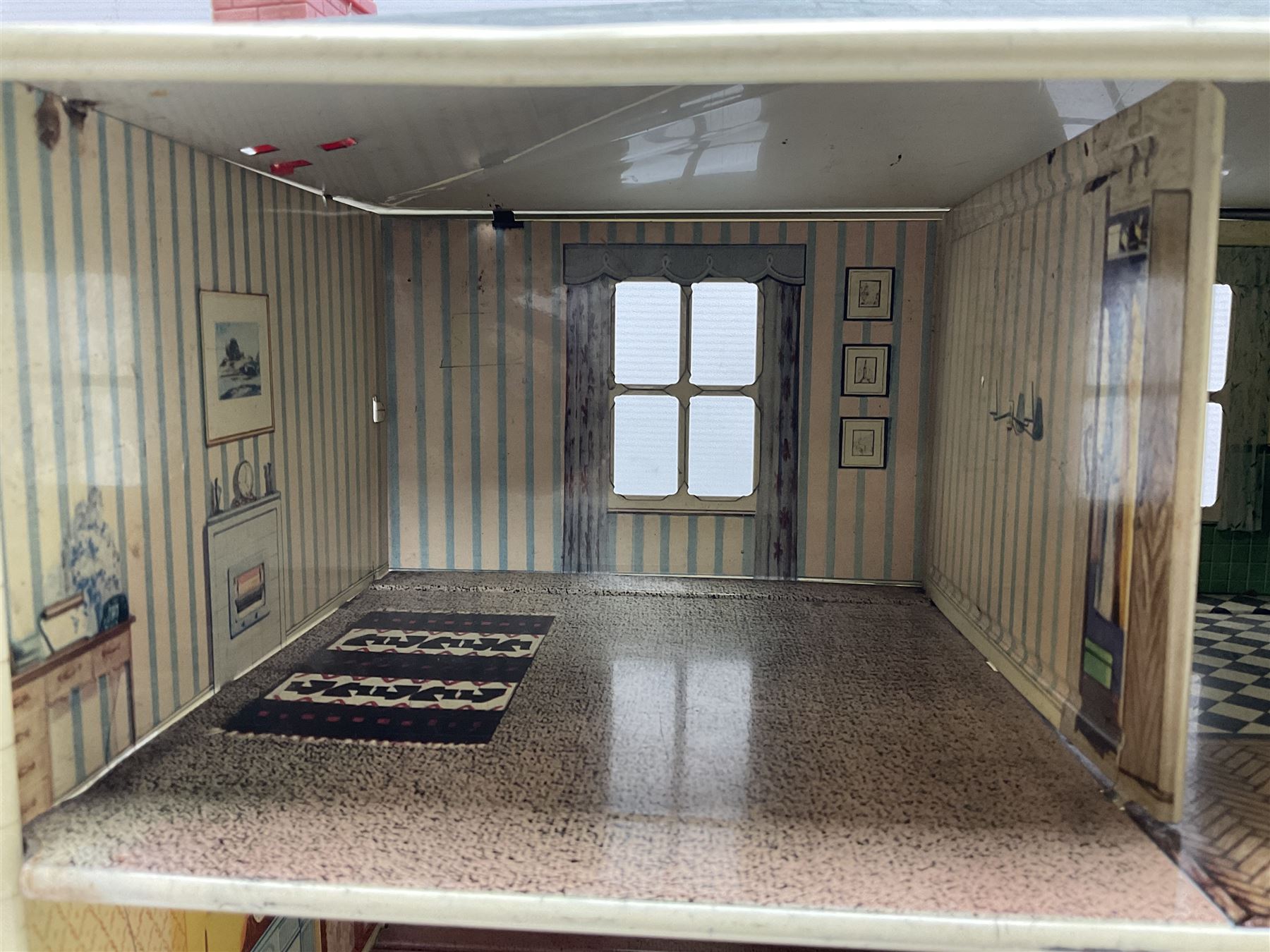 Mid-20th century Mettoy tin-plate double-fronted two-storey doll's house - Image 7 of 11